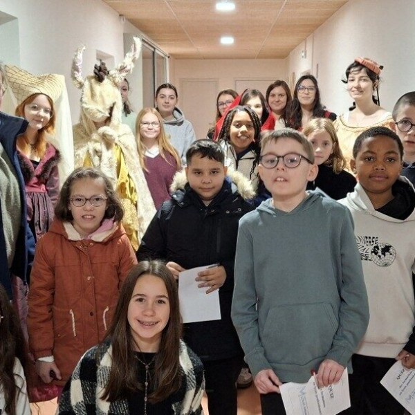 Des CM2 et des collégiens en visite au lycée Louis Armand